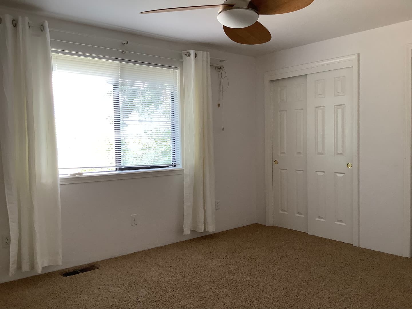 Ashland House: 680 Normal Ave