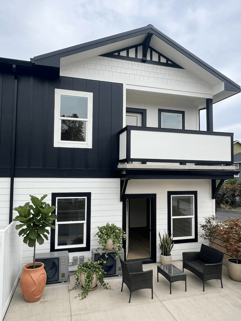Talent Apartment: 615 Talent Ave. A