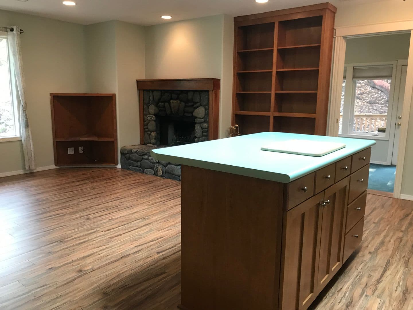 Ashland Apartment: 512 Granite St - Apartment