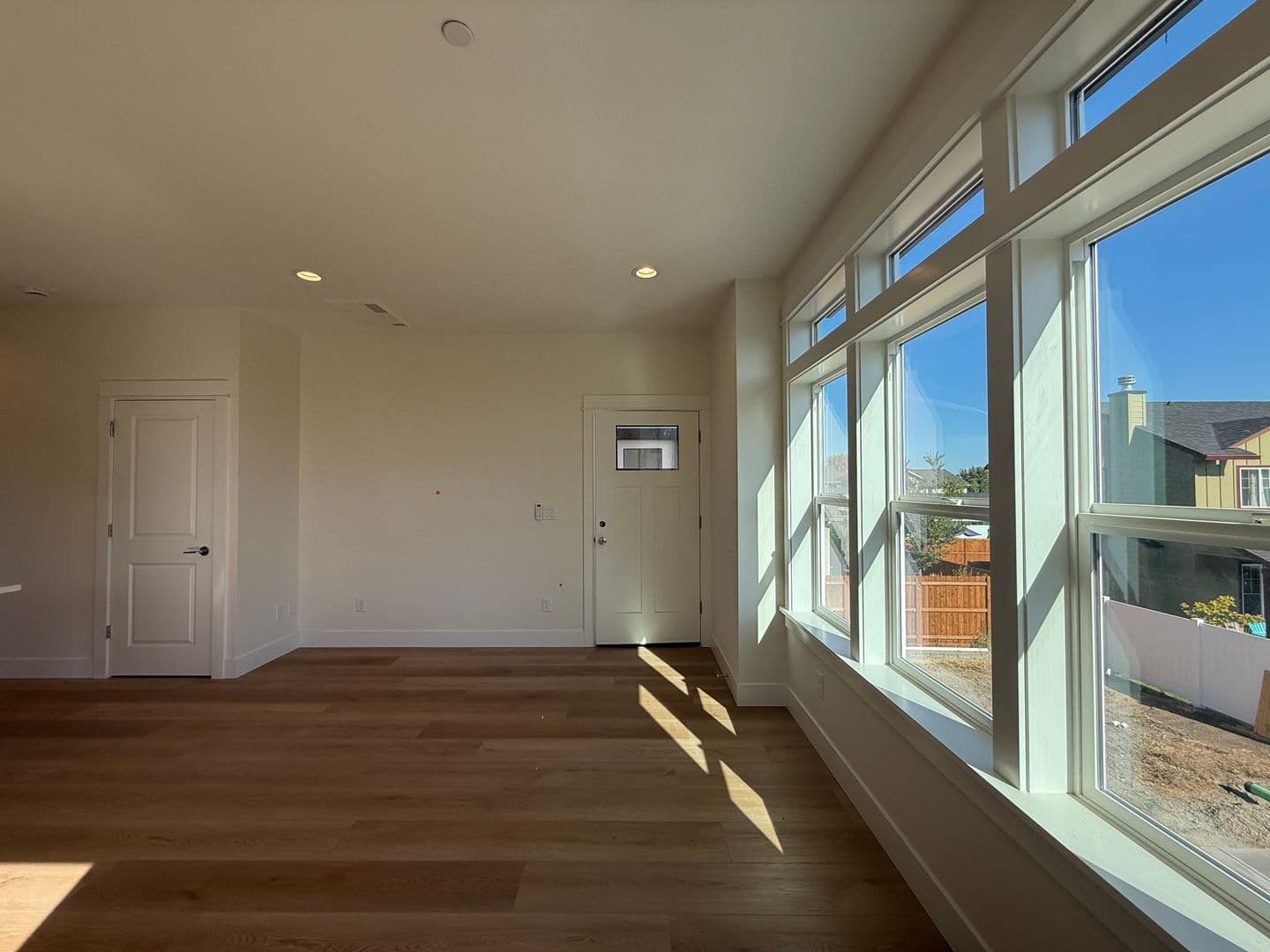 Talent Apartment: 615 Talent Ave. A
