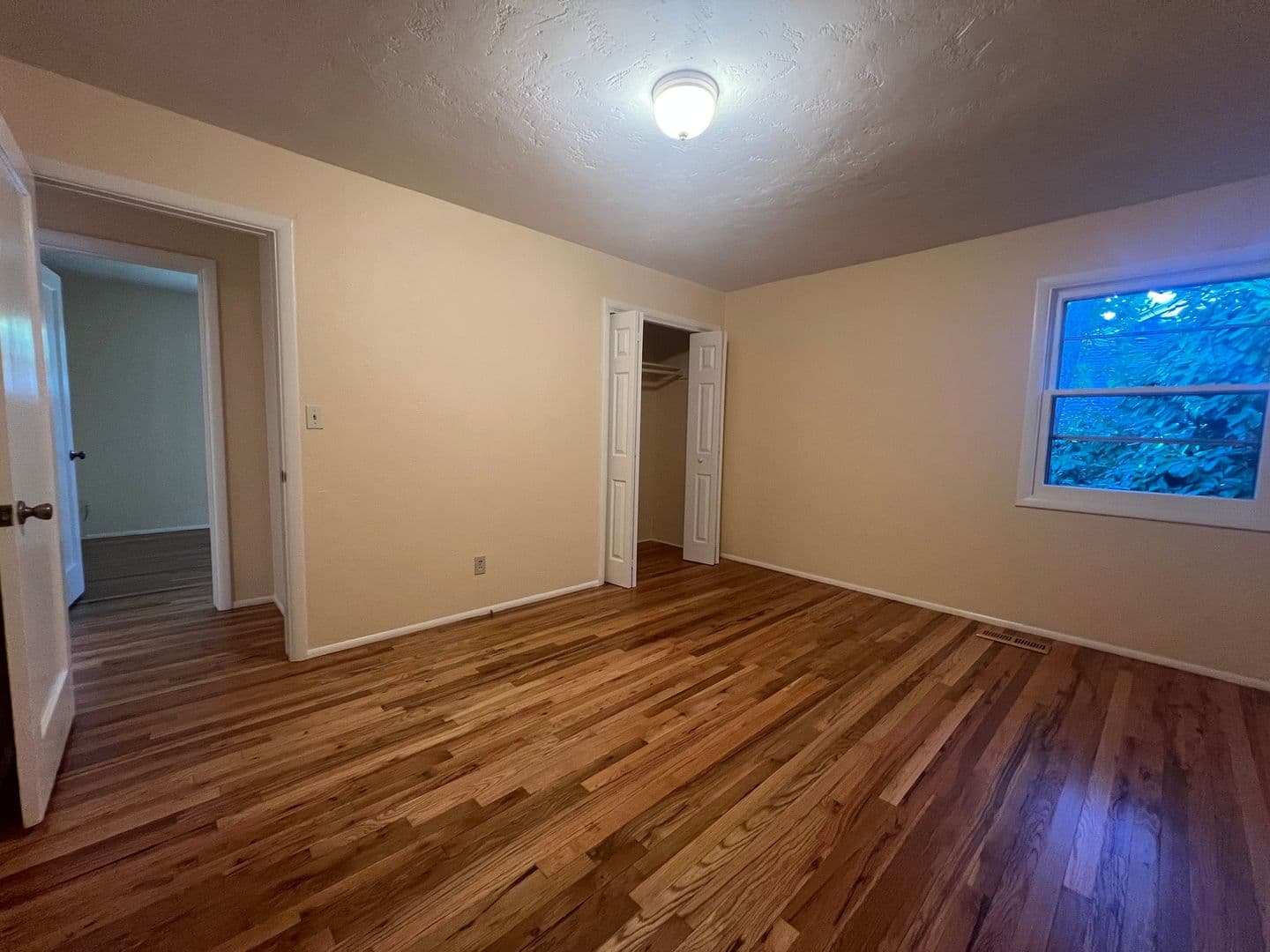 Ashland House: 840 Harmony Lane