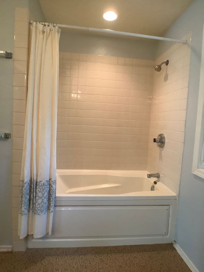 Ashland Apartment: 512 Granite St - Apartment