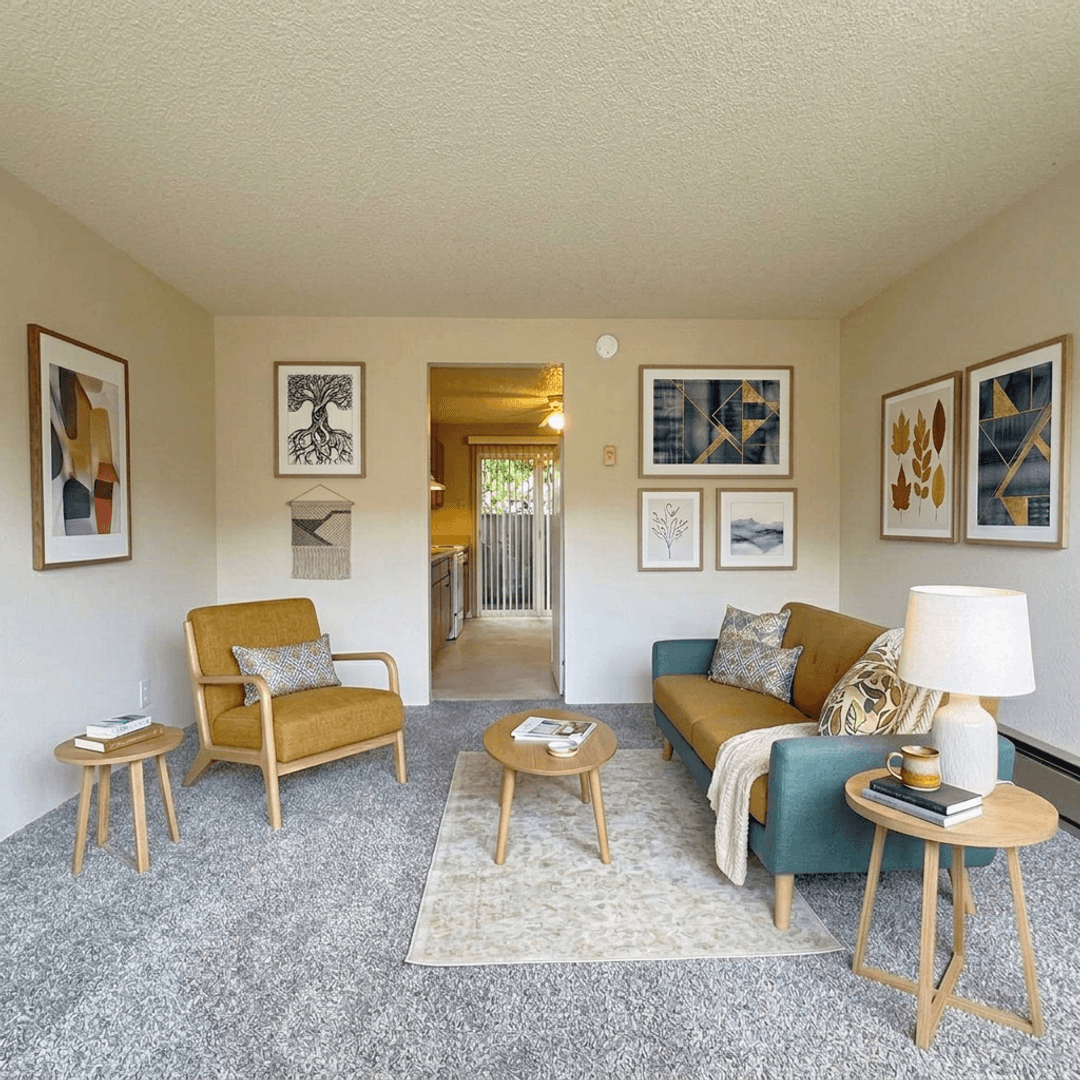 Ashland Apartment: 1276 Quincy St