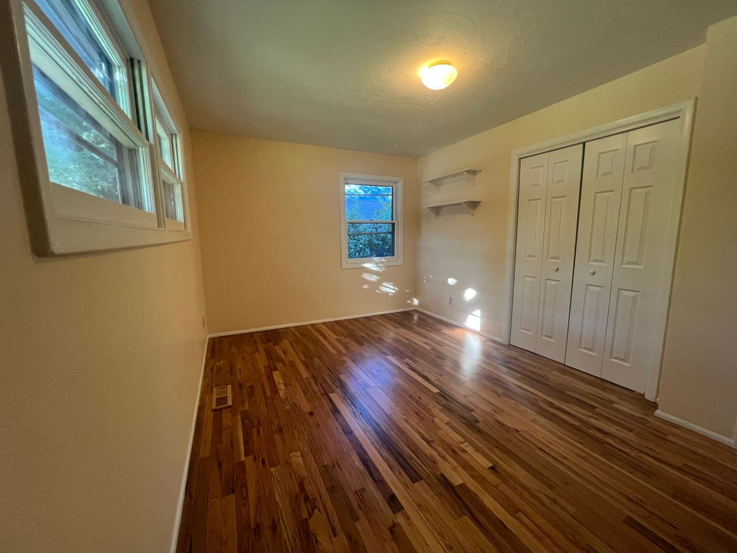 Ashland House: 840 Harmony Lane