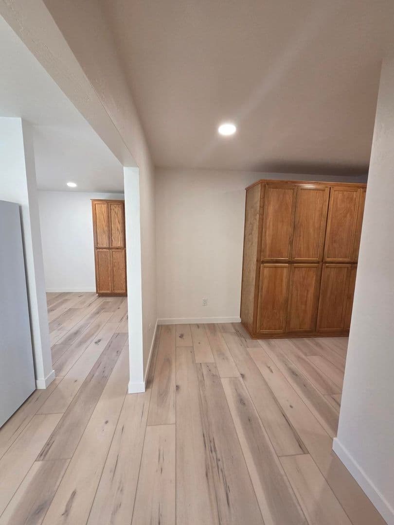 Ashland Apartment: 159 Church St