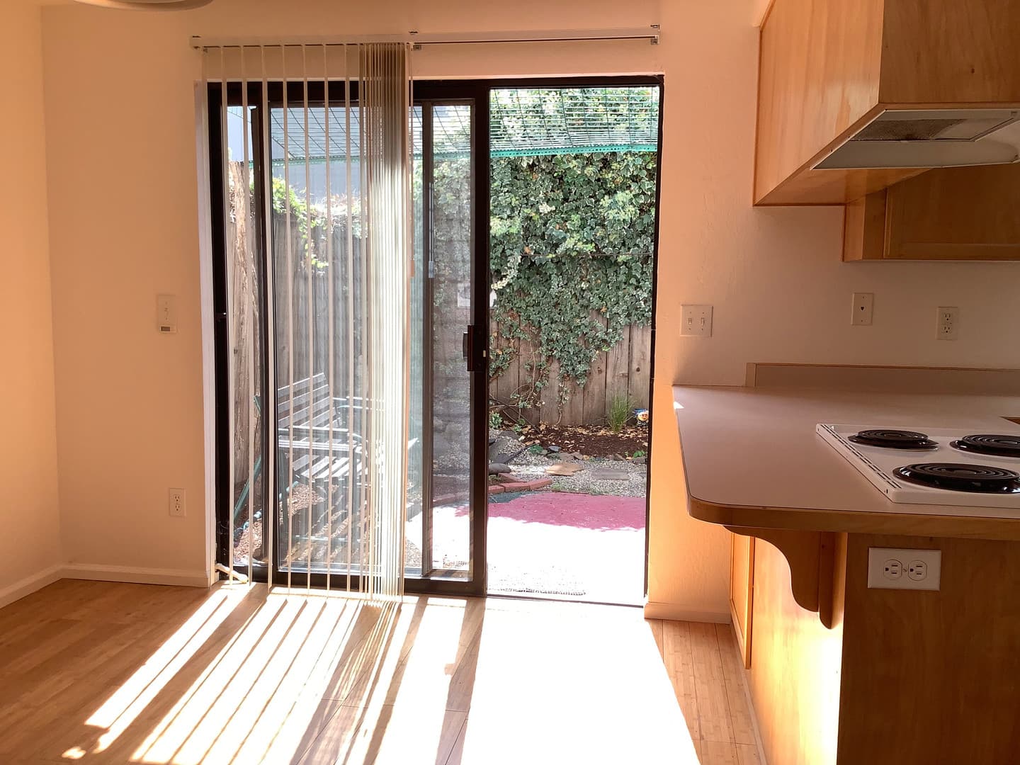 Ashland House: 680 Normal Ave