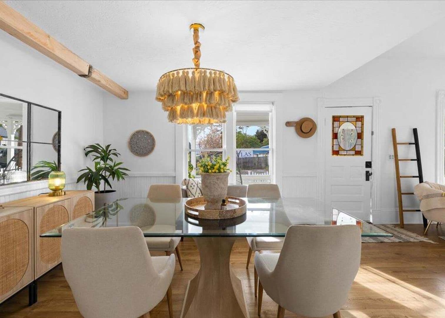Ashland House: 171 Helman St