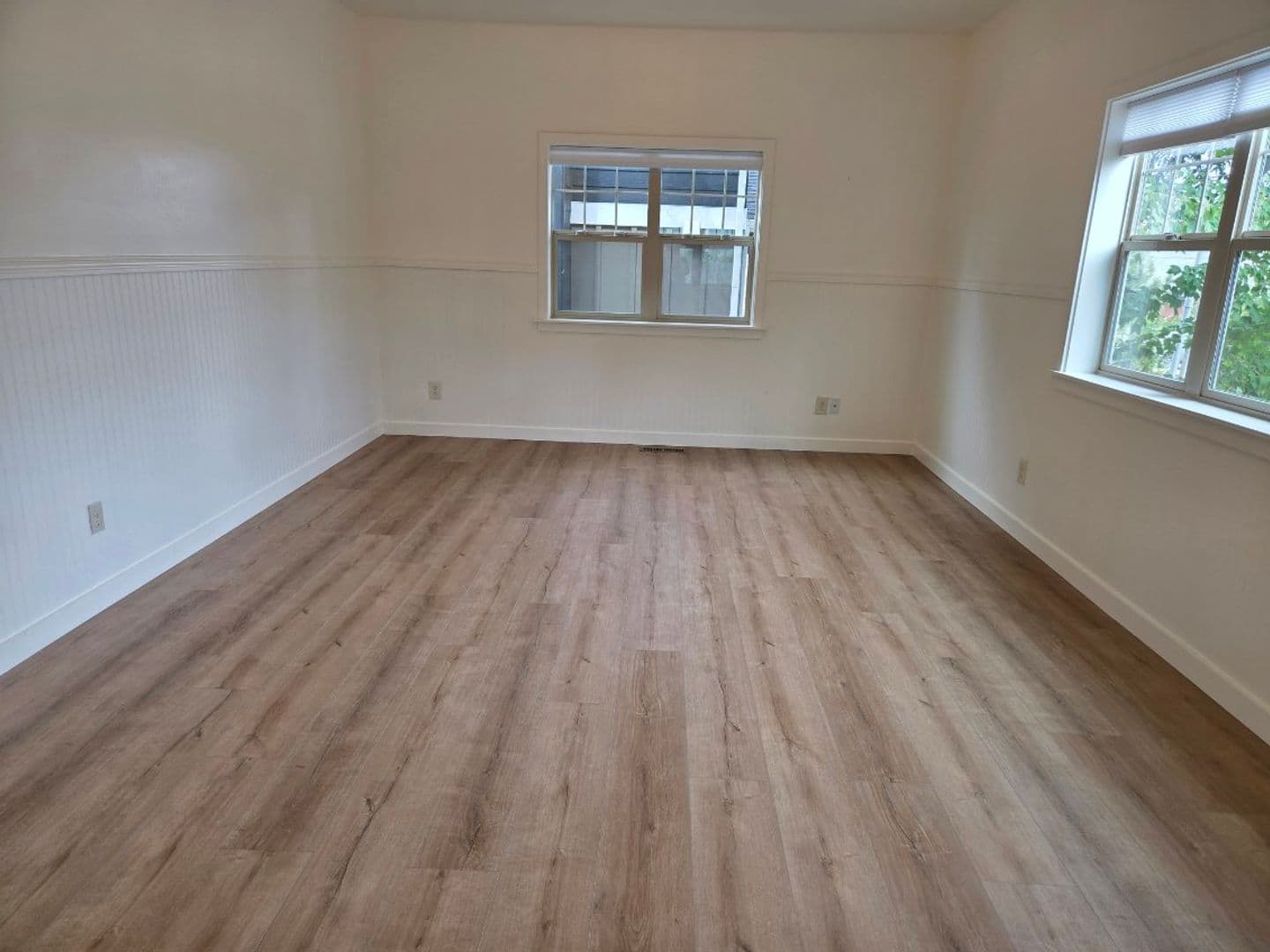 Ashland Townhome: 907 Bellview Ave
