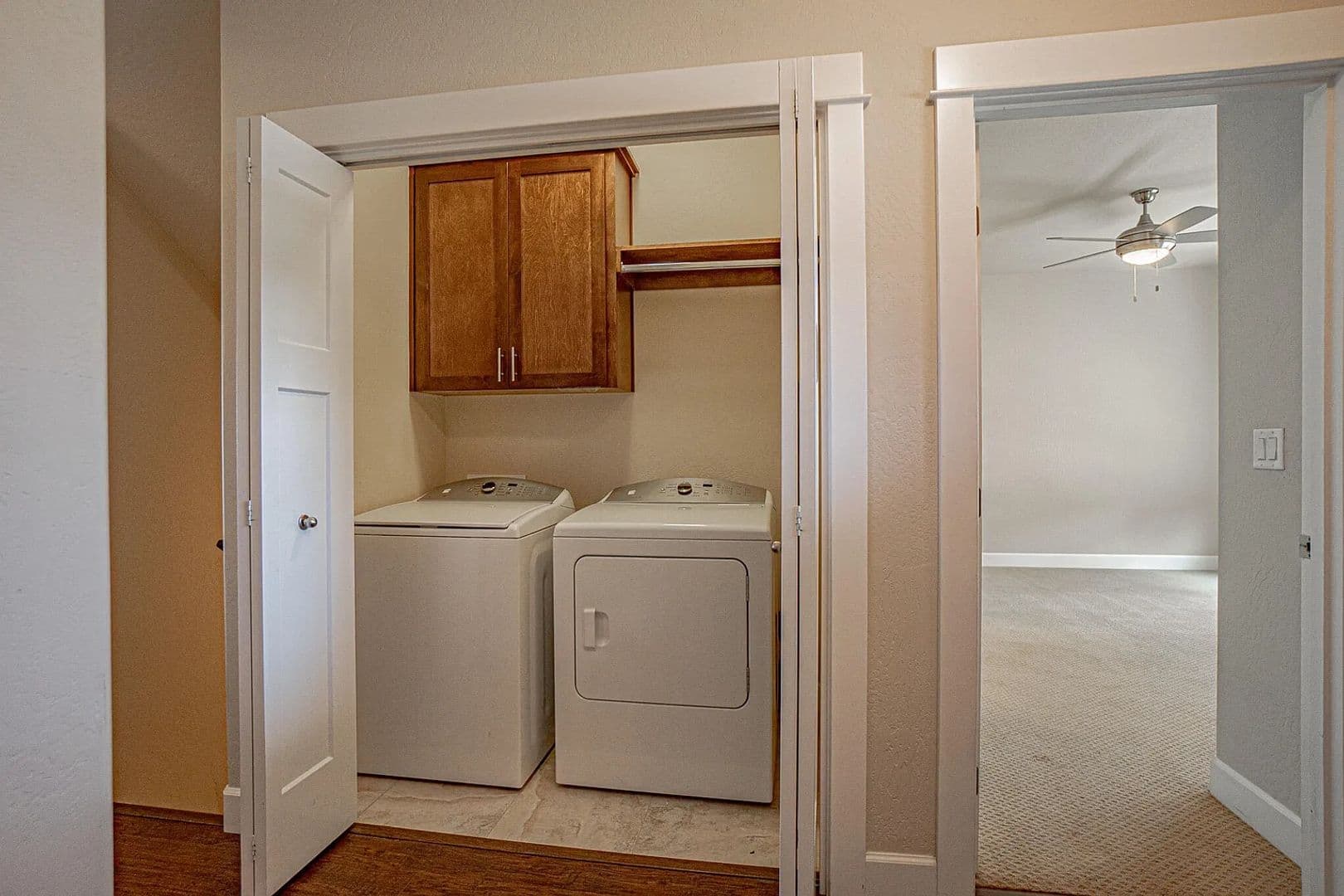 Ashland Townhome: 955 Camelot Dr