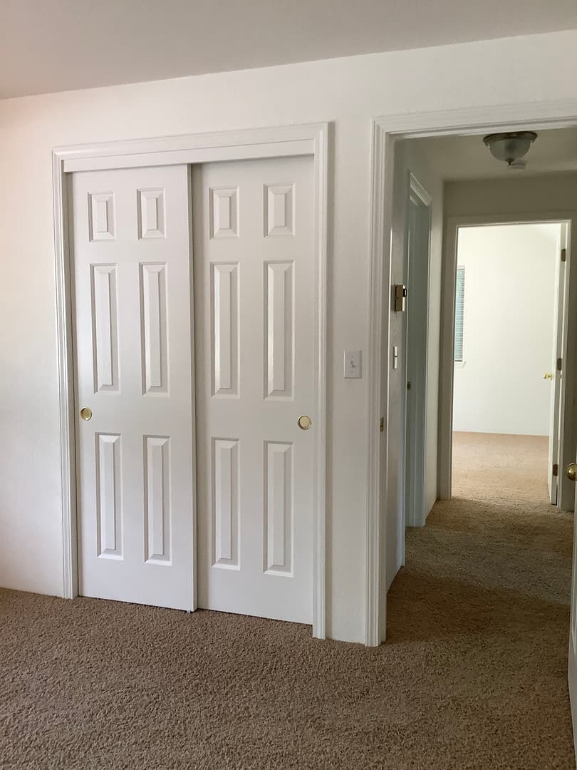 Ashland House: 680 Normal Ave