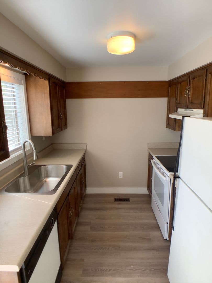Ashland House: 626 E. Main Street