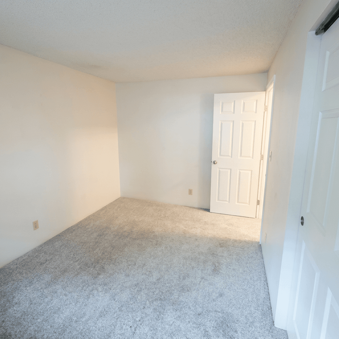 Ashland Apartment: 133 Gresham St - B