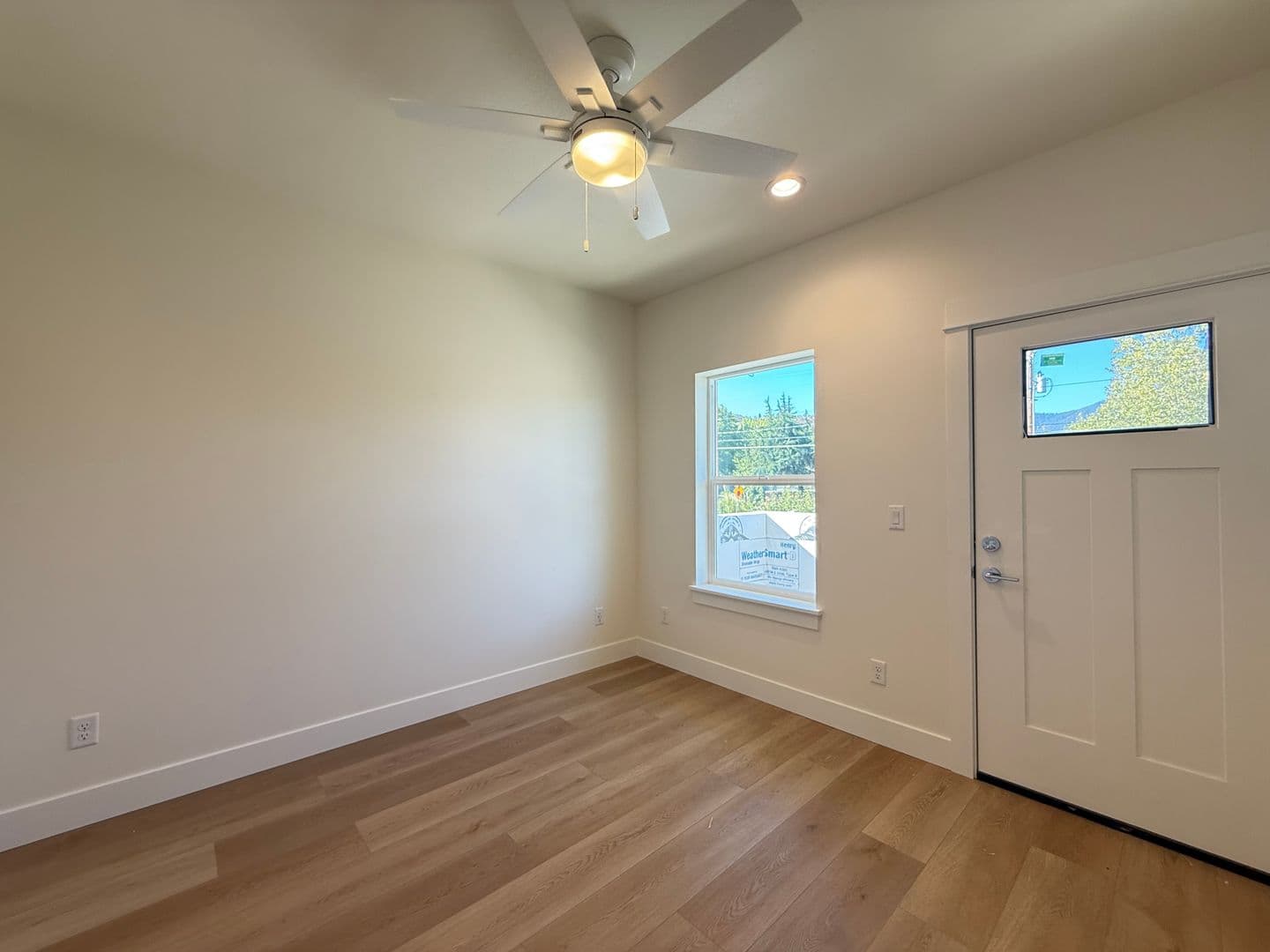 Talent Apartment: 615 Talent Ave. A