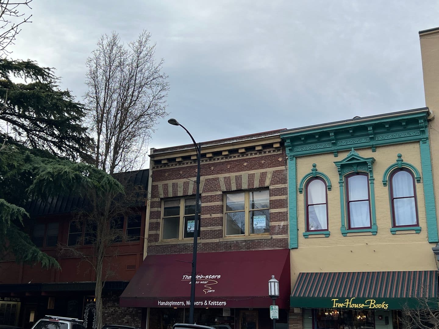 Ashland House: 13 N Main St #3
