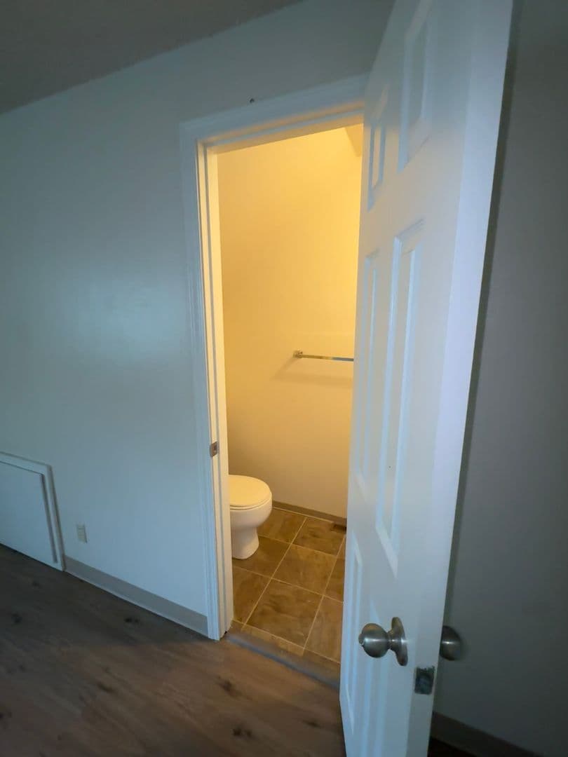 Ashland Apartment: 133 Gresham St
