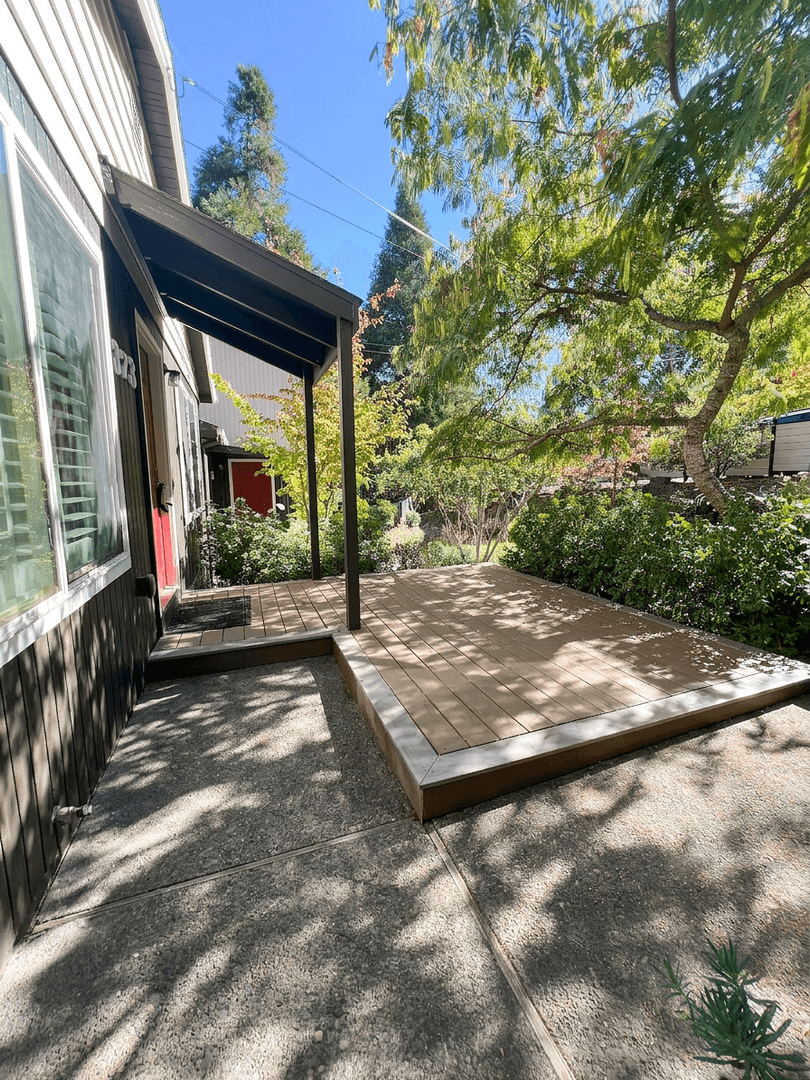 Ashland Apartment: 373 Iowa St