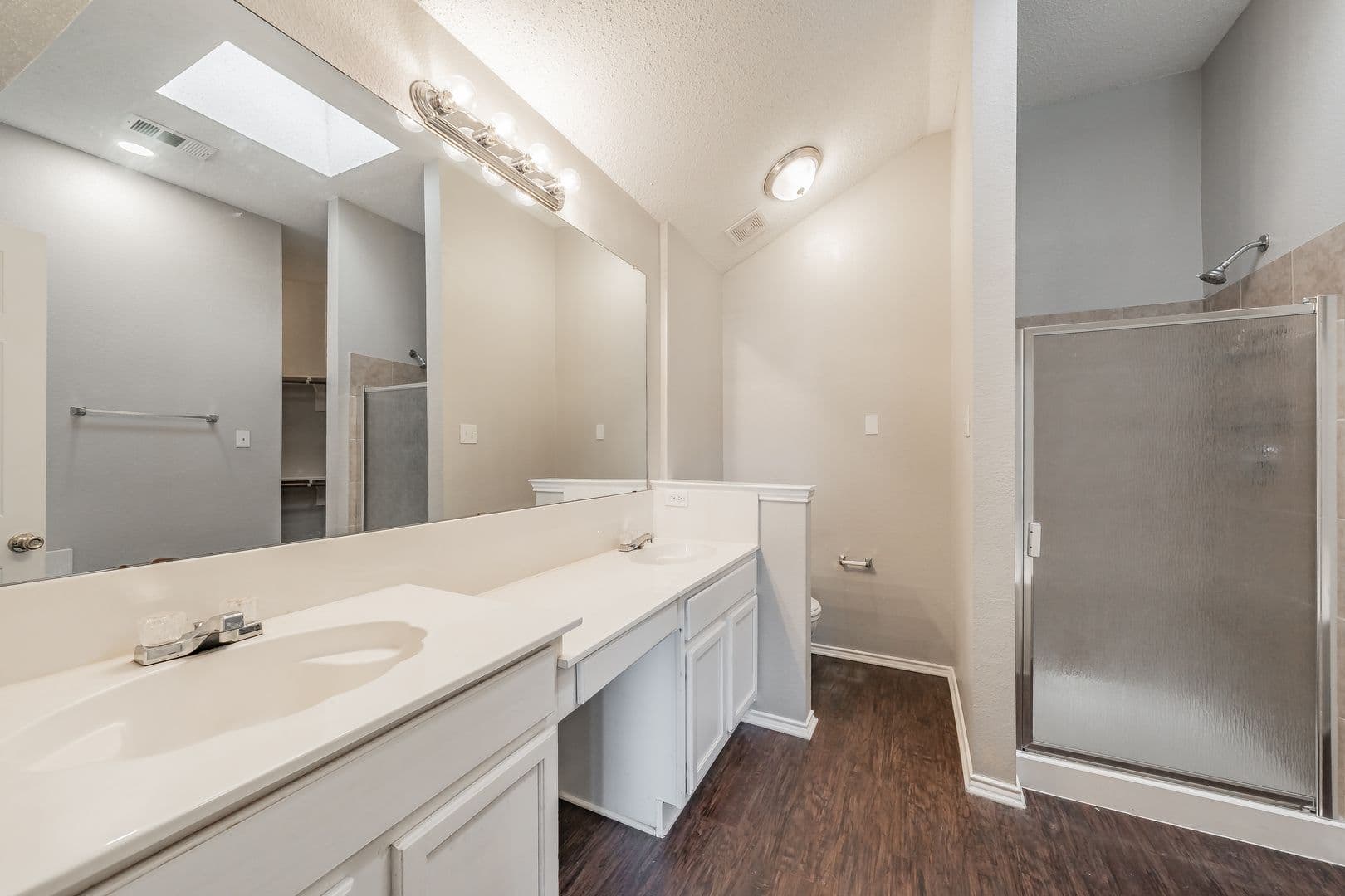 Rockwall House: 132 Brookshore Drive