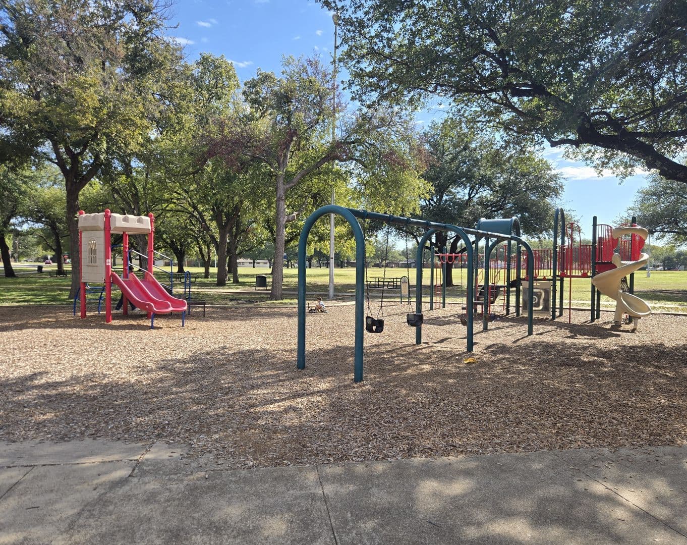 Dallas House: 2510 Highwood Dr