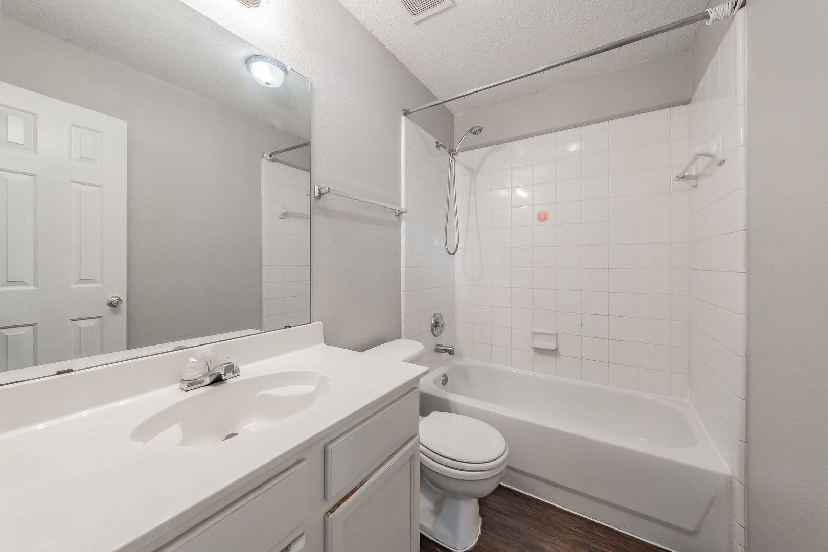 Rockwall House: 132 Brookshore Drive