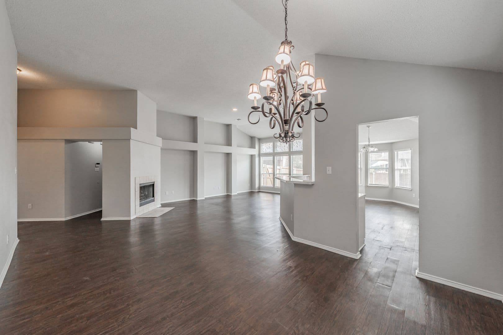 Rockwall House: 132 Brookshore Drive