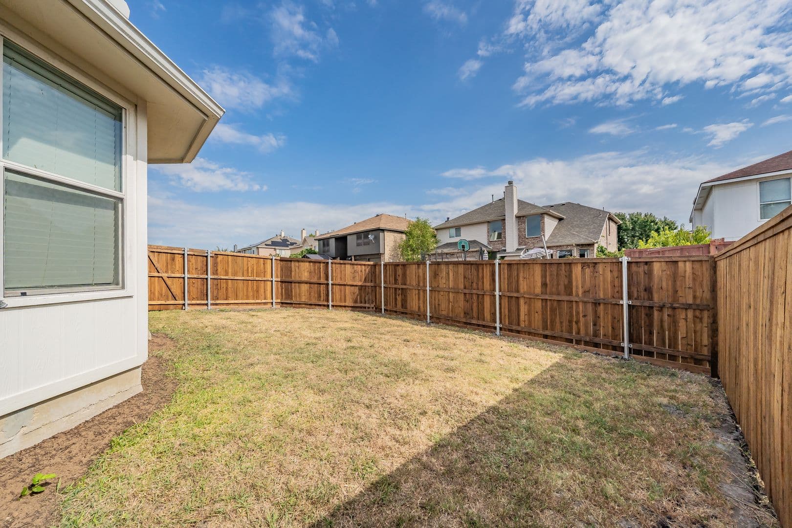 Rockwall House: 132 Brookshore Drive