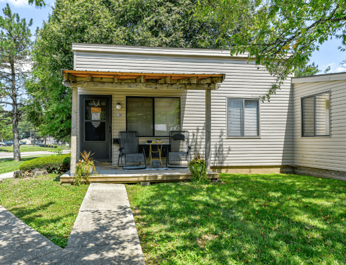 Springfield Apartment: Devon Glen