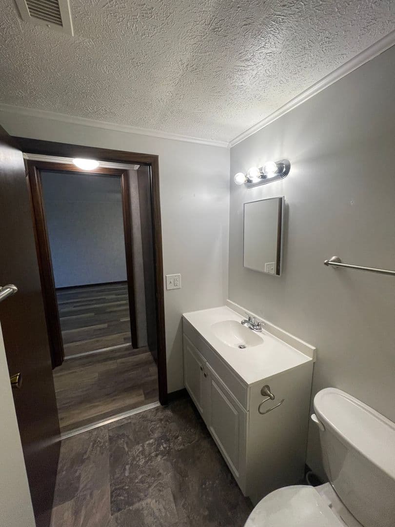 Ashland Apartment: Barbara Lane Apartments