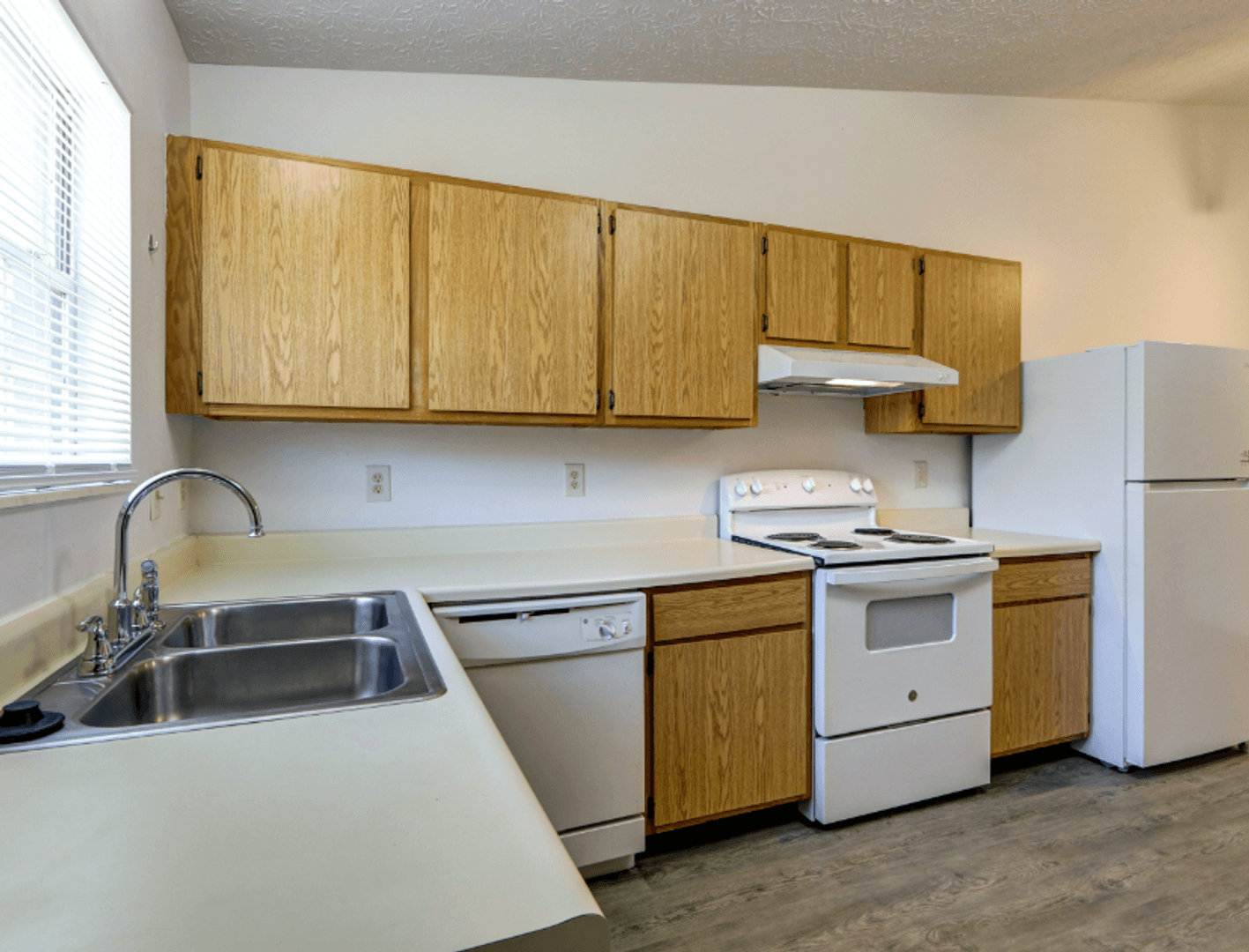 Marion Apartment: Kensington Manor