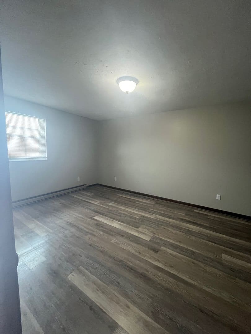 Parkersburg Apartment: Riverbend Apartments