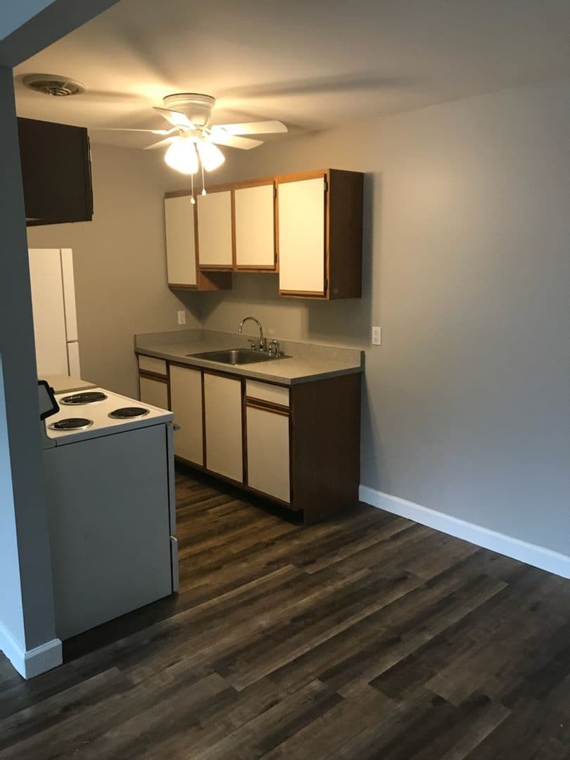 Port Clinton Apartment: Erie Shores Apartments