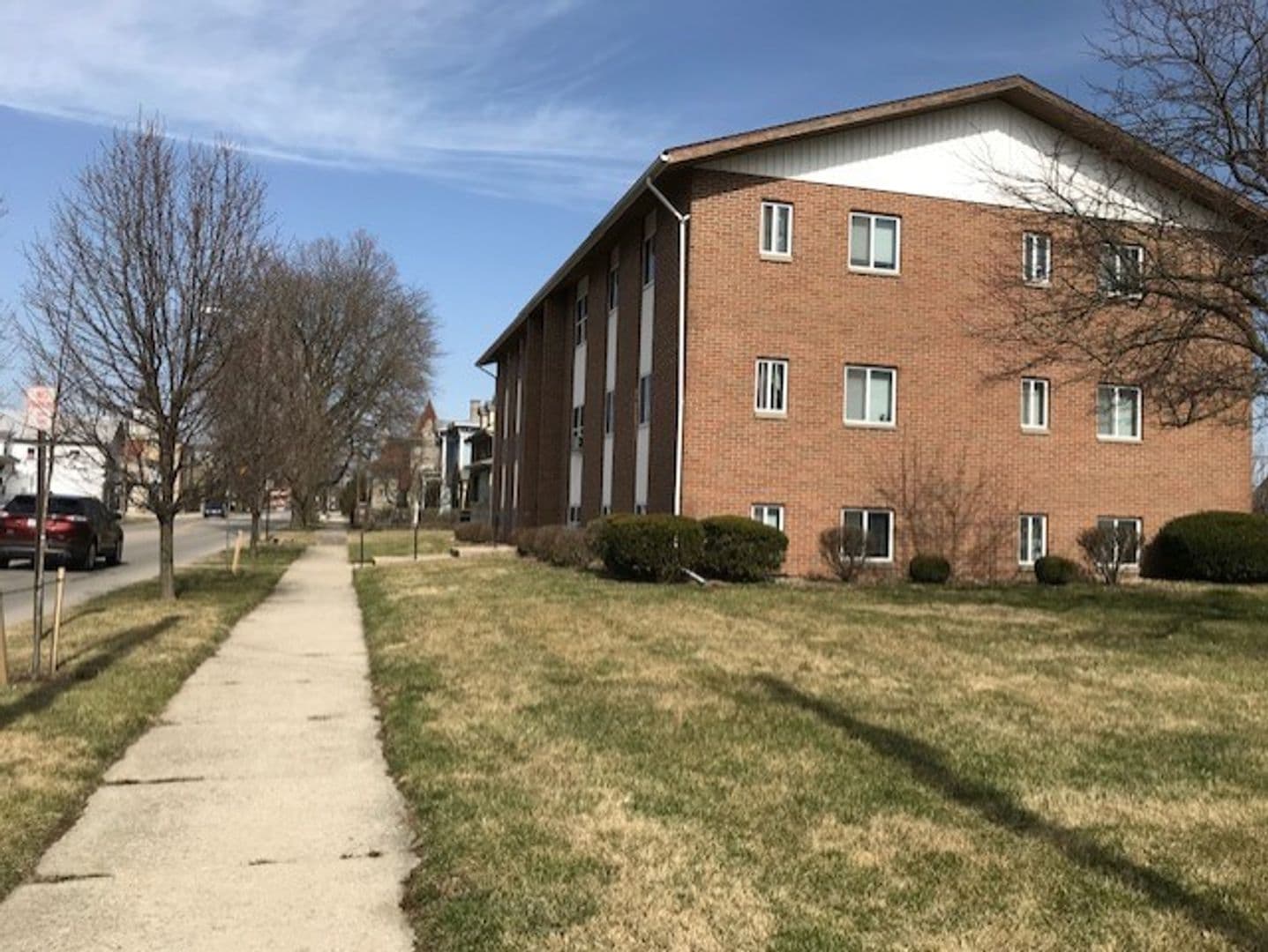 Bucyrus Apartment: Bucyrus Commons West