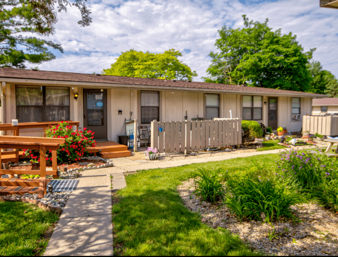 Fort Wayne Apartment: Plumwood Apartments