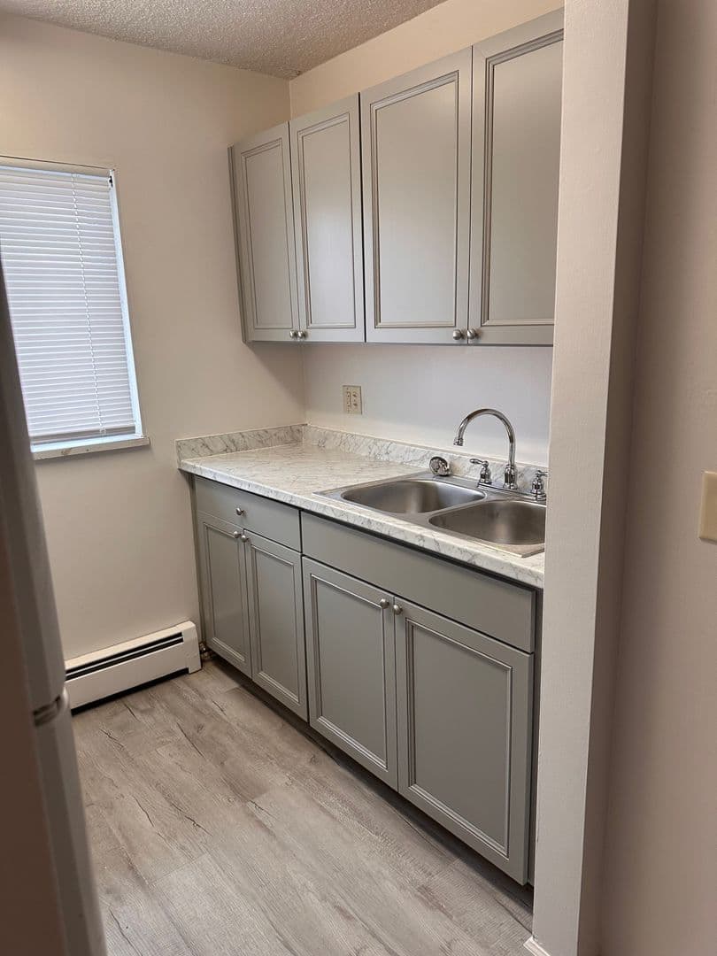 Bucyrus Apartment: Bucyrus Commons East