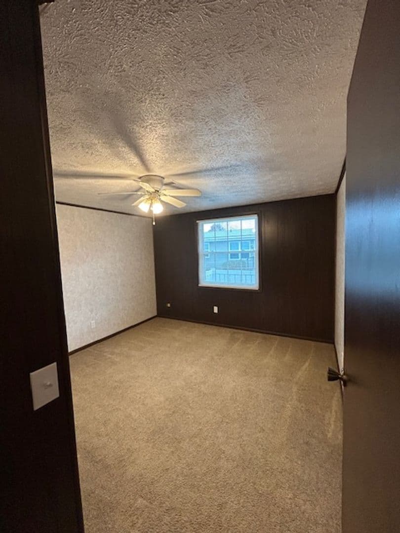 Ashland Apartment: Springwood Apartments