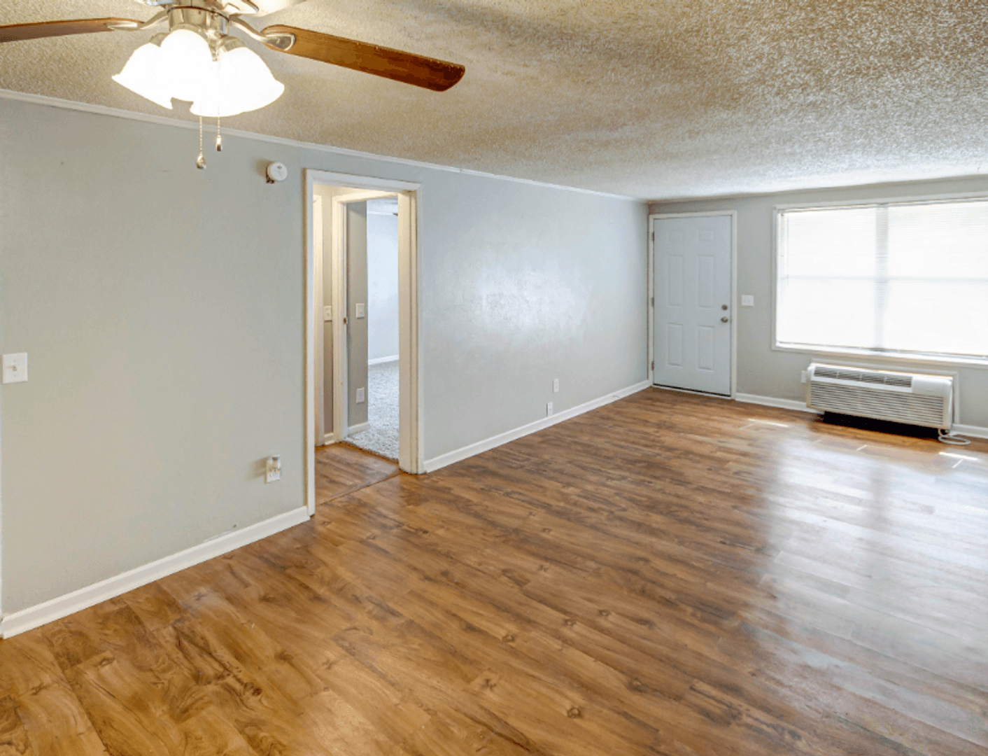 Fort Wayne Apartment: Plumwood Apartments