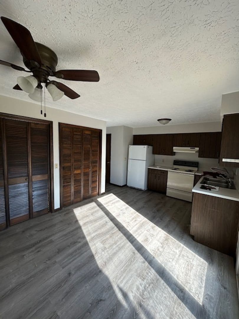 Ashland Apartment: Crestview Apartments