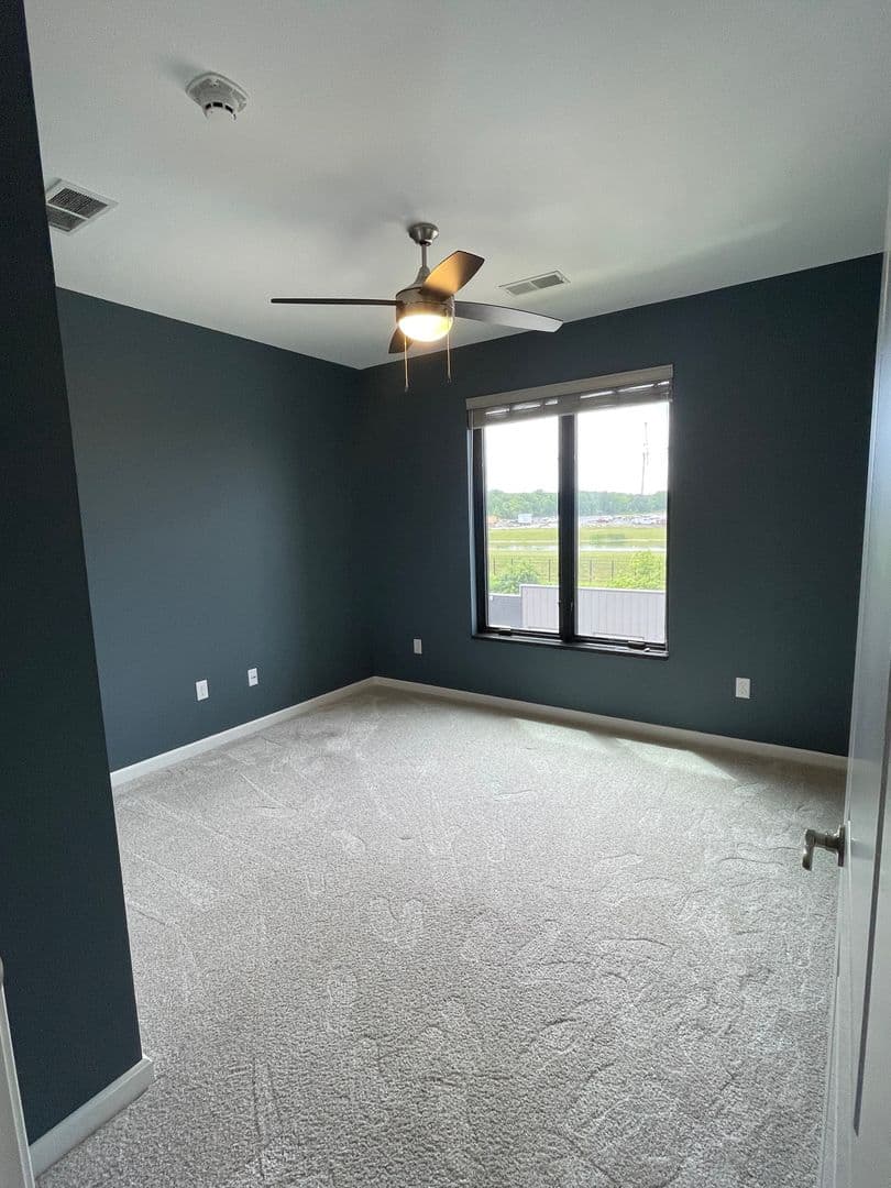 Ashland Apartment: Latitude 40 Flats Apartments