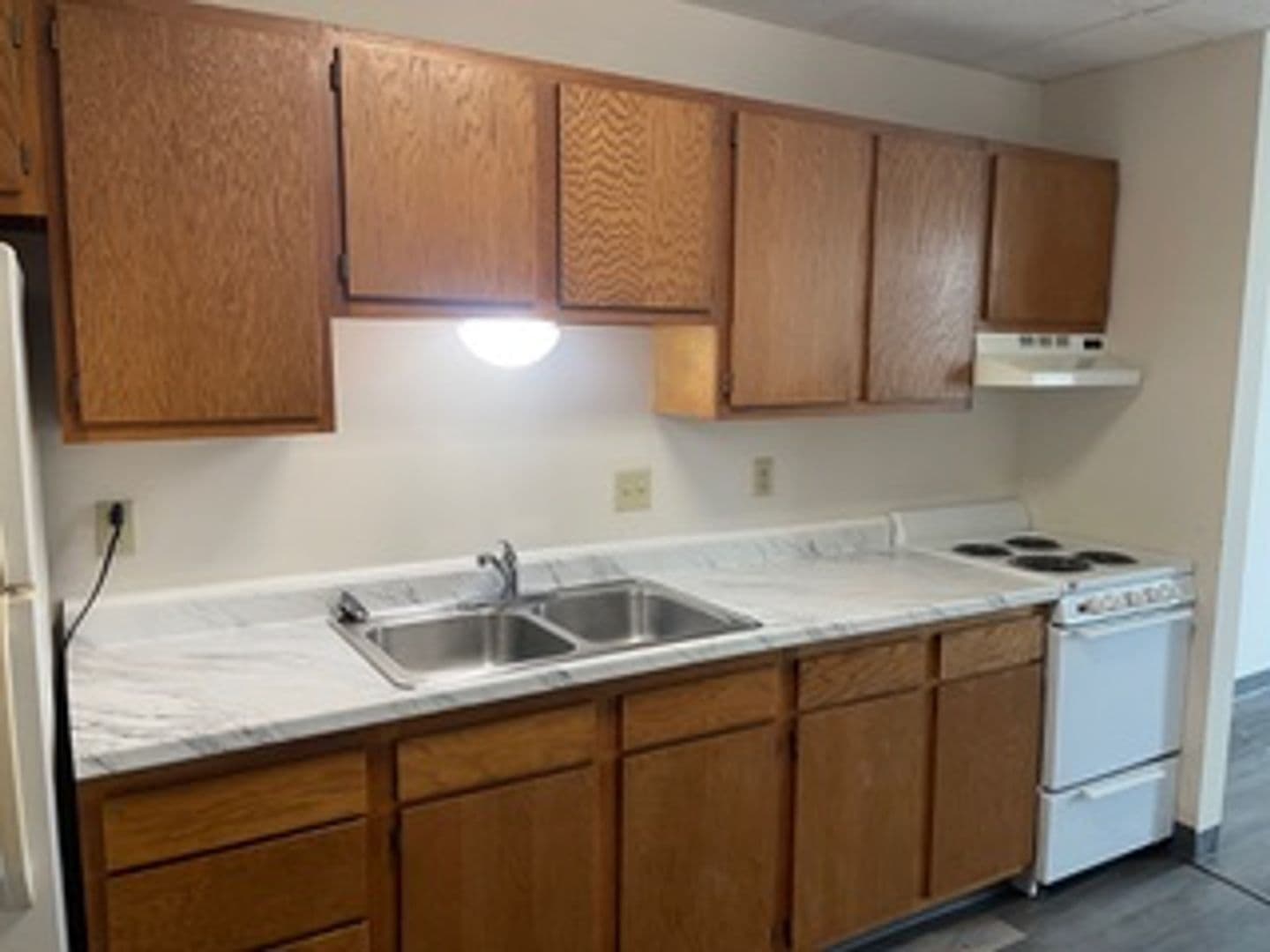 Ashland Apartment: 1 E Main St