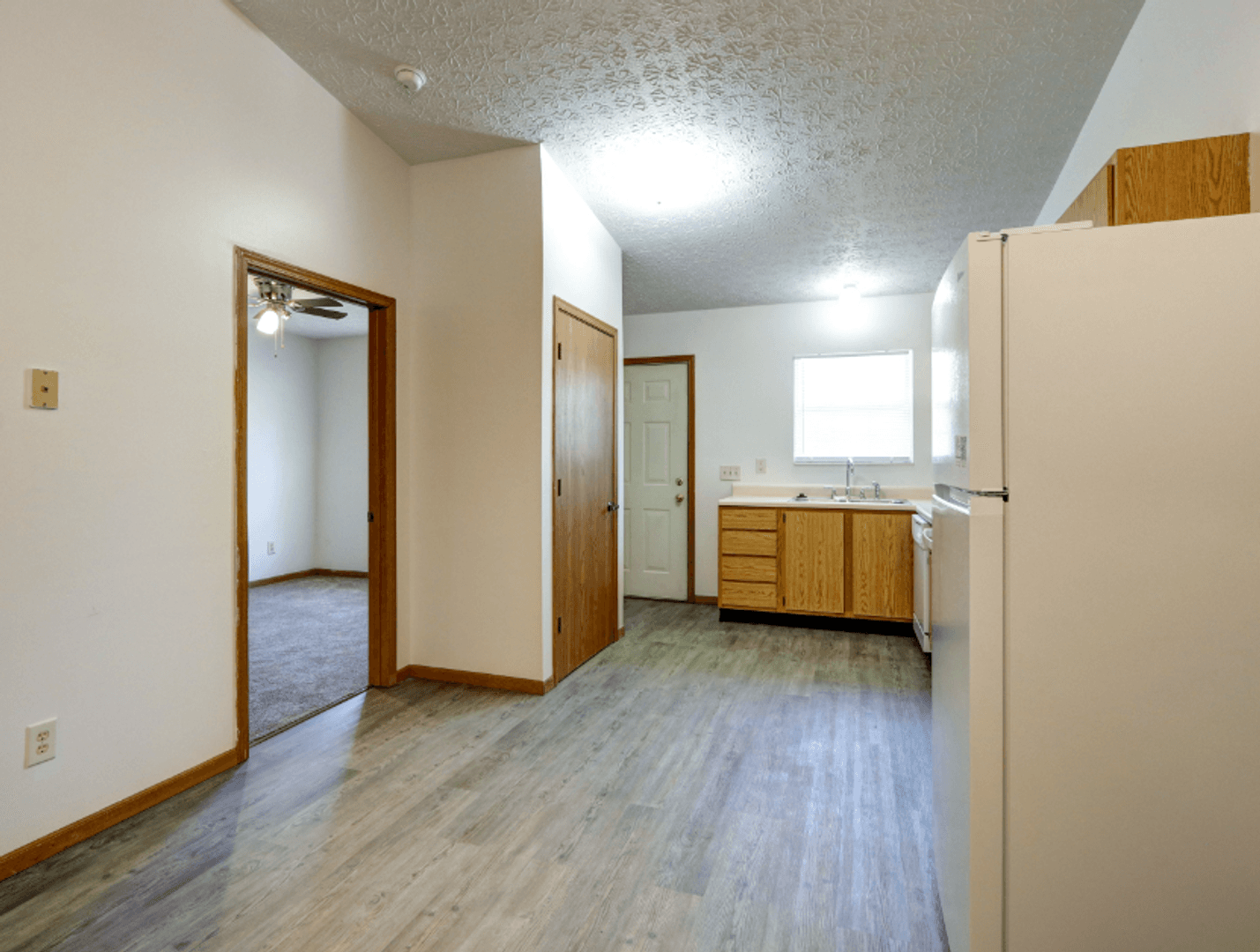 Marion Apartment: Kensington Manor