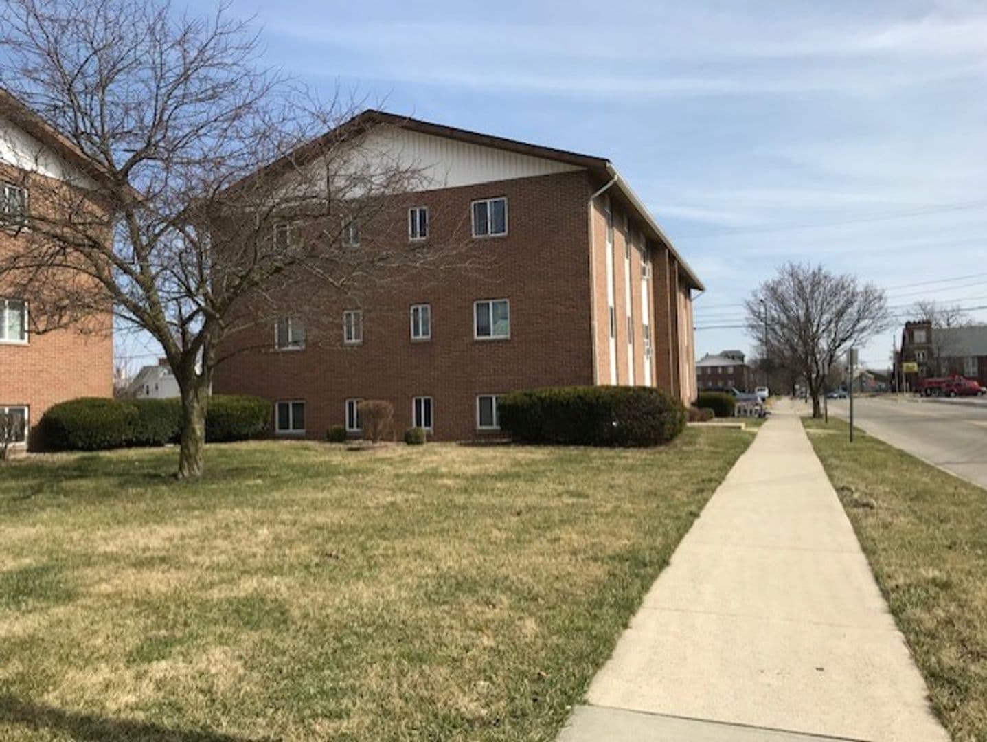 Bucyrus Apartment: Bucyrus Commons West