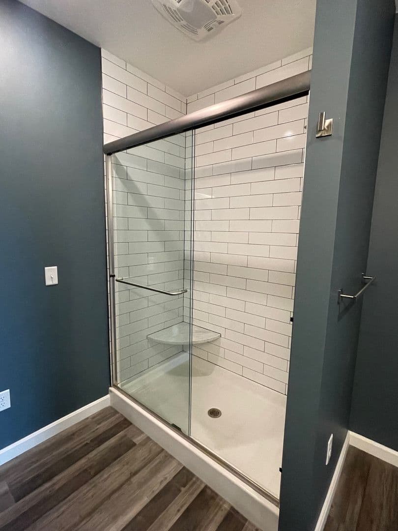 Ashland Apartment: Latitude 40 Flats Apartments