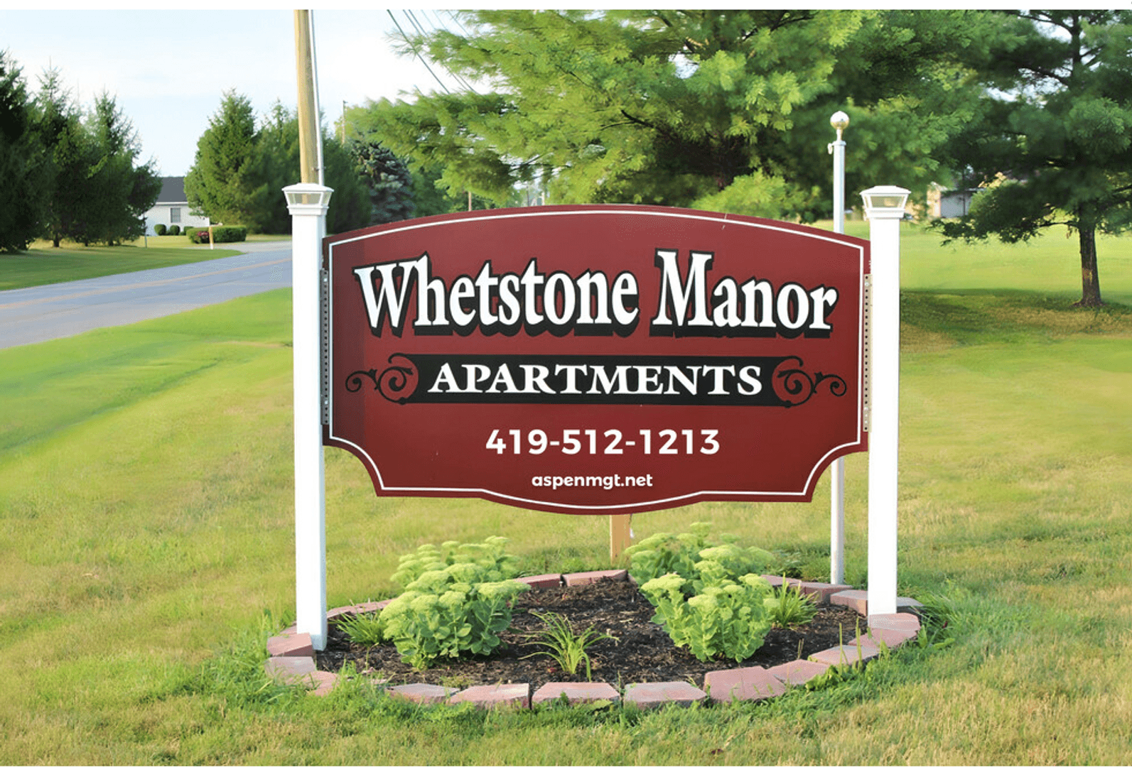 Bucyrus Apartment: Whetstone Manor