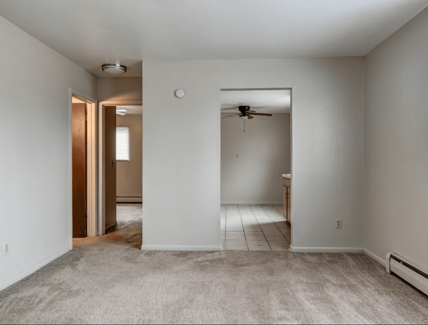 Napoleon Apartment: Pineview Apartments