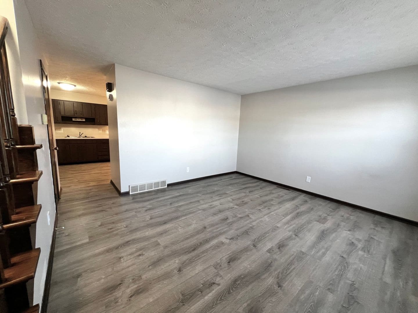 Ashland Apartment: Crestview Apartments