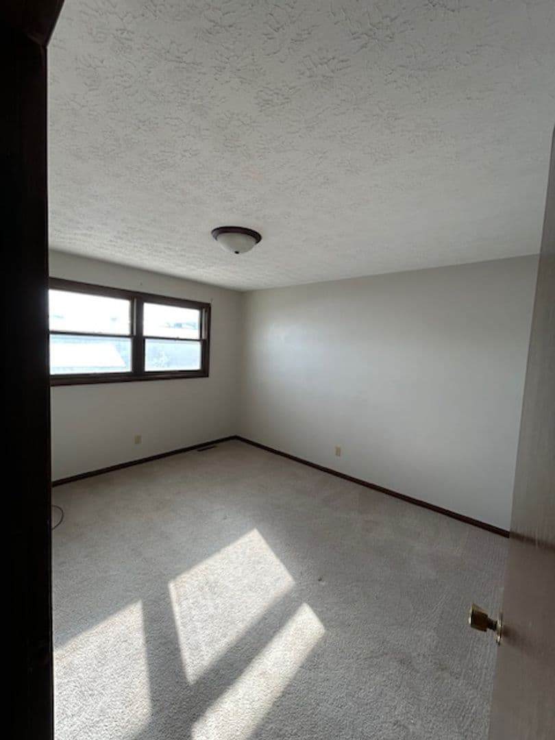 Ashland Apartment: Crestview Apartments
