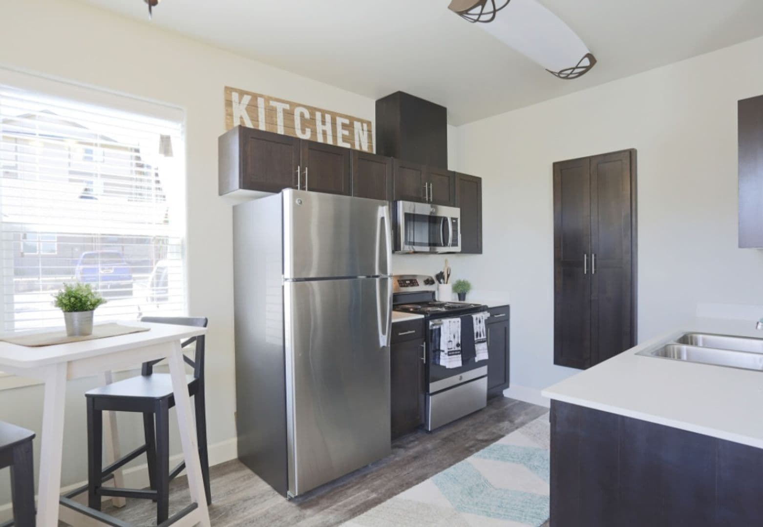 Salem Apartment: 5715 Red Leaf Dr S.