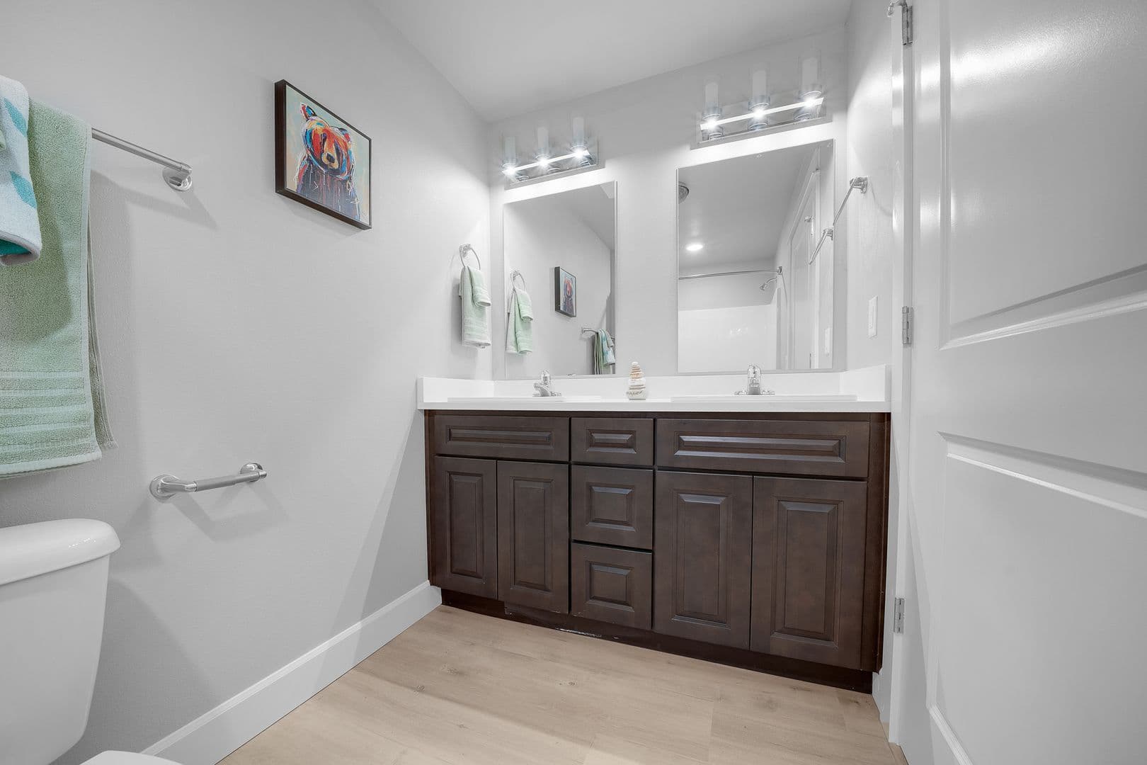 Medford Apartment: 237 E. McAndrews Road