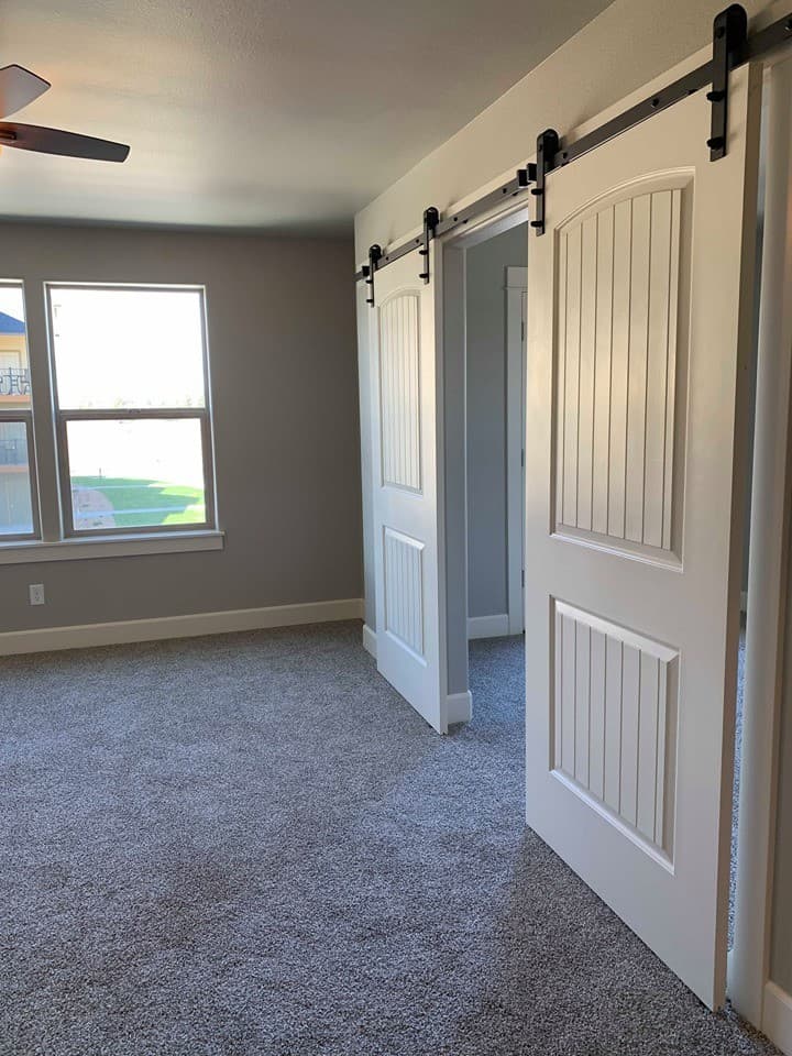Redmond Apartment: 3570 SW Metolius Ave