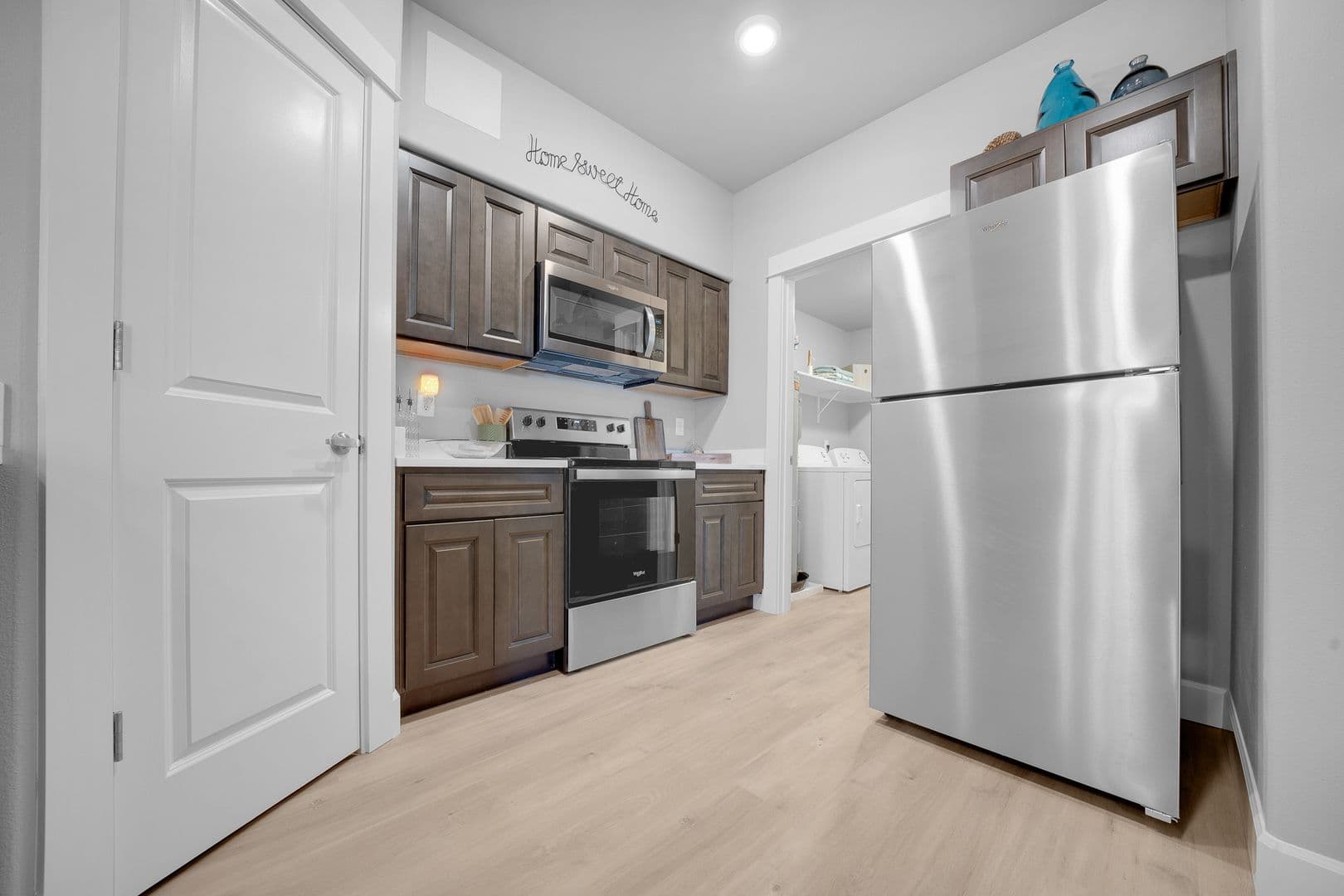 Prineville Apartment: 1640 NW Madras Highway
