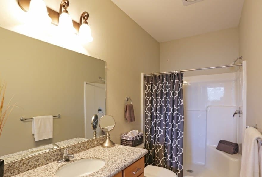 Albany Apartment: 1605 Oak St SE